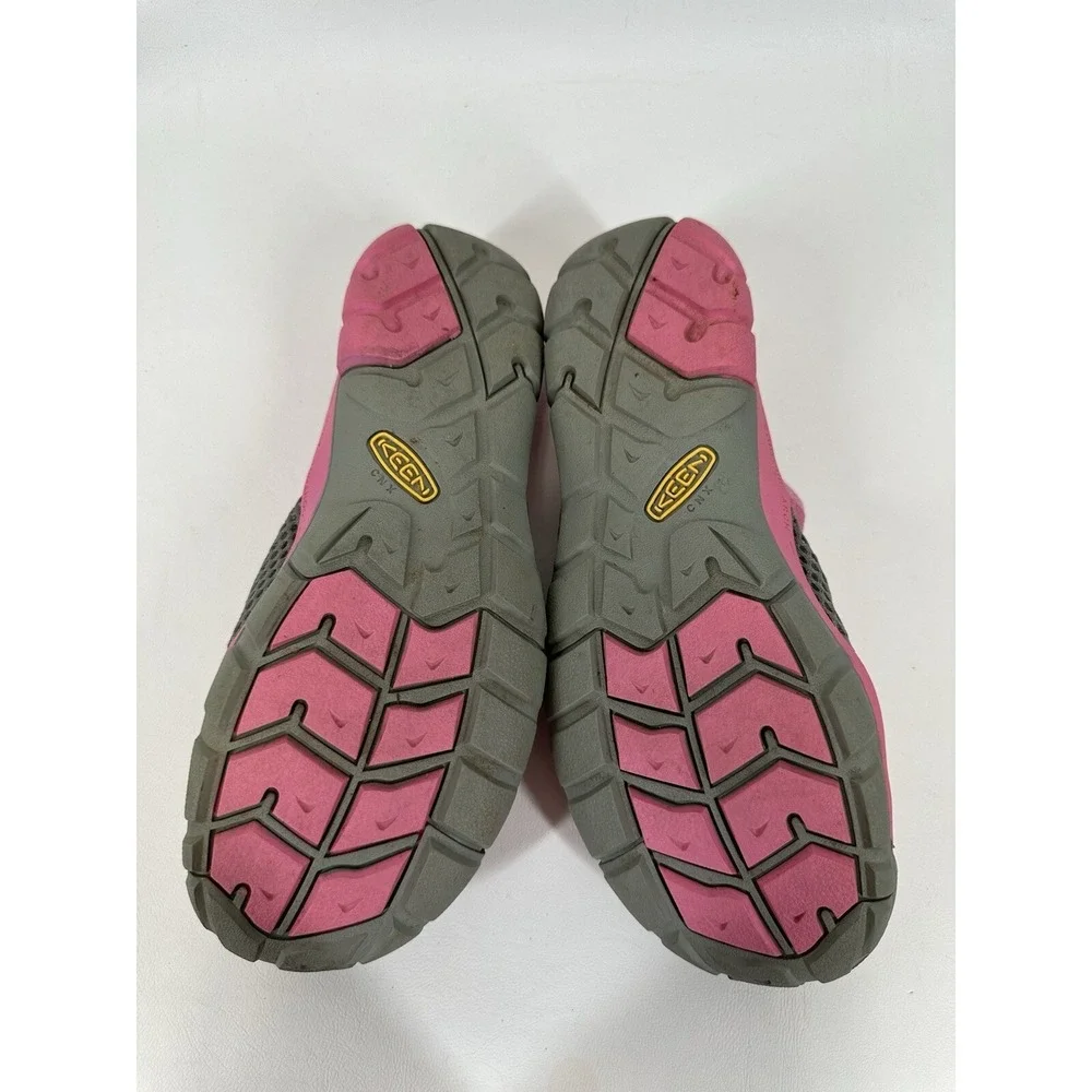 Keen CNX Kids Size 6 Pink Neoprene Slip On Water‎ Shoes